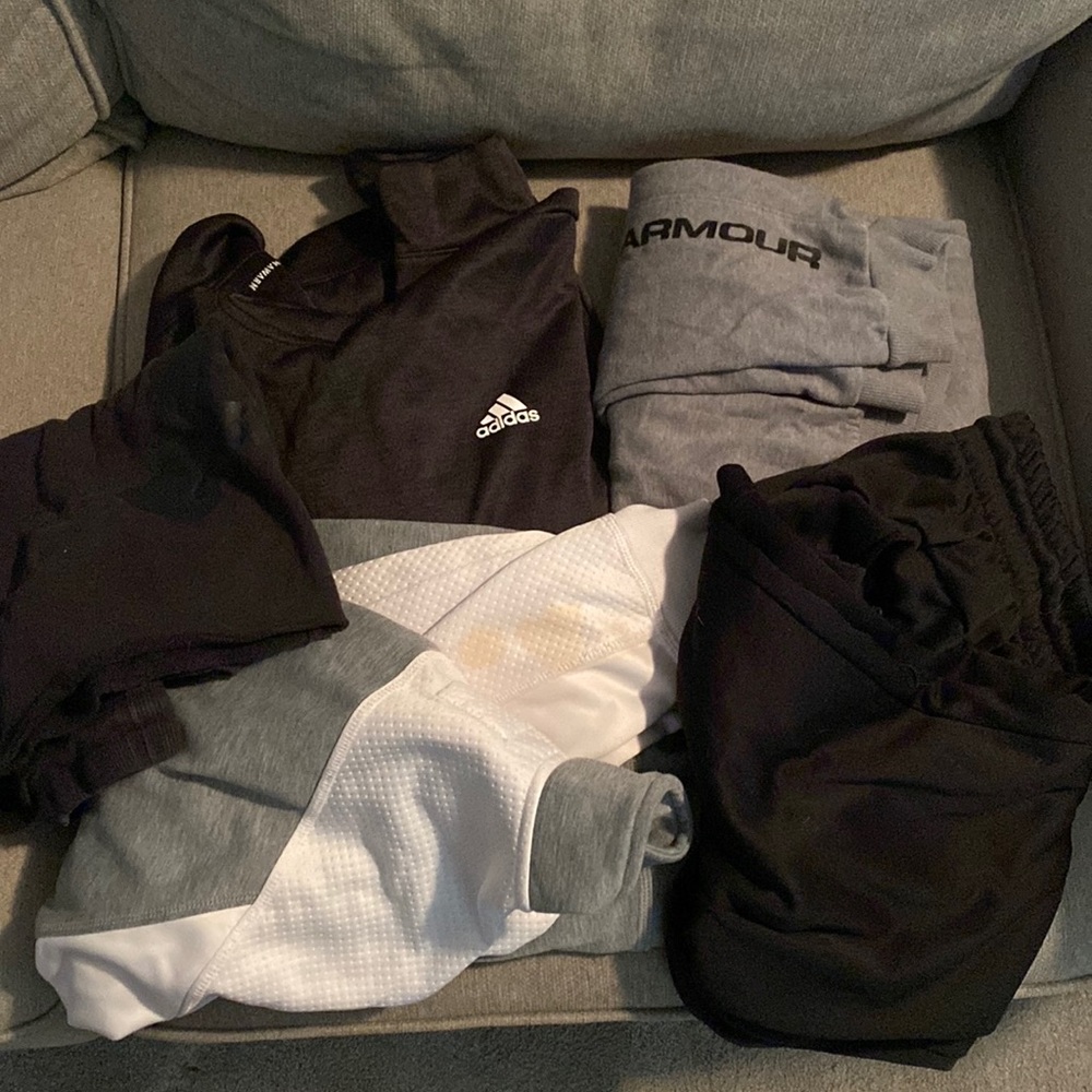 Bundle of mens hoodies and sweats in decent condition